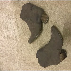 Carlos Santana booties sz 5